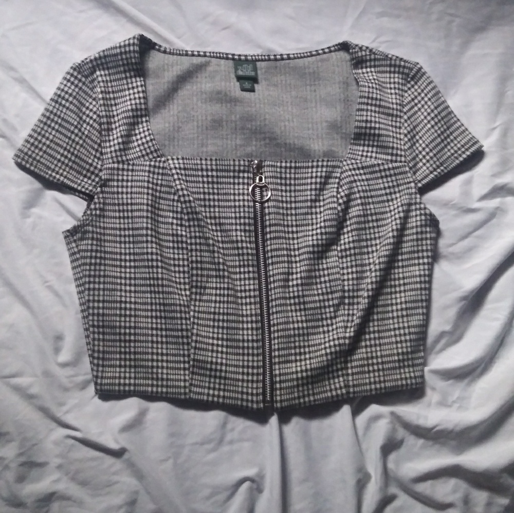 Wild Fable gingham/plaid crop top